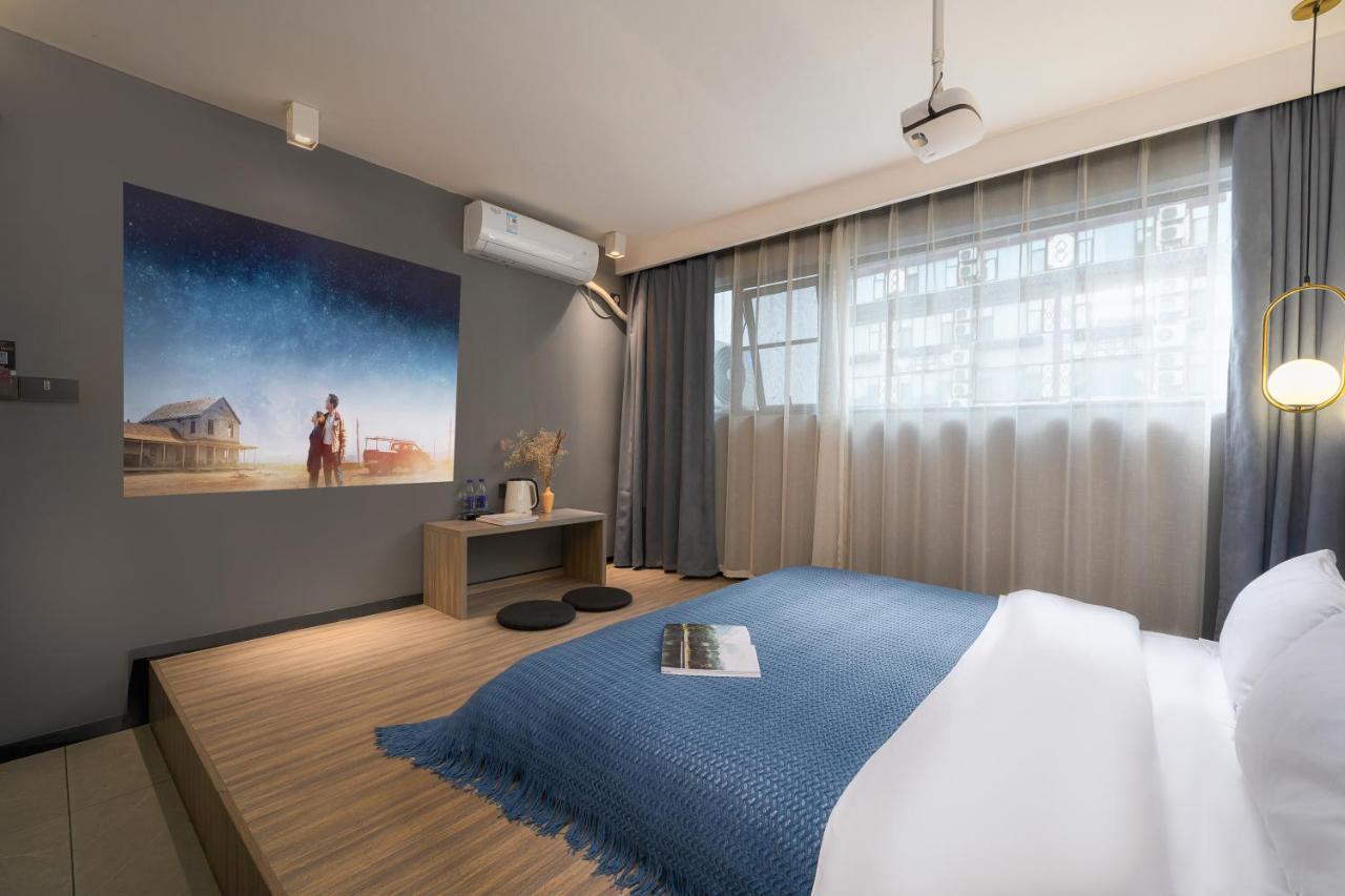 Yangshuo Emoji Youth Hostel Екстериор снимка