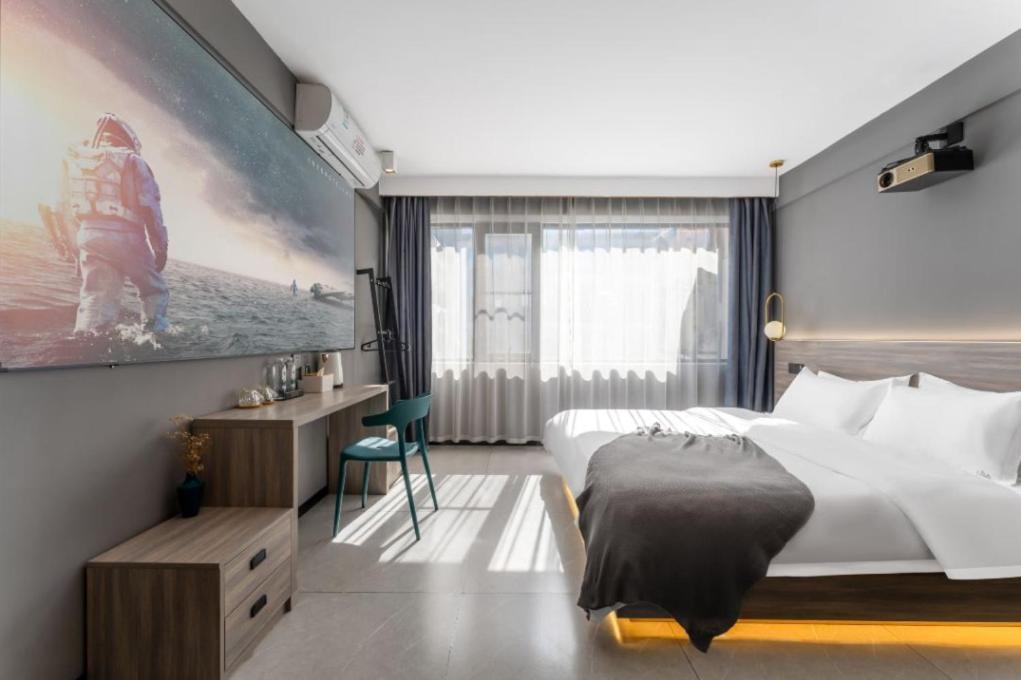 Yangshuo Emoji Youth Hostel Екстериор снимка