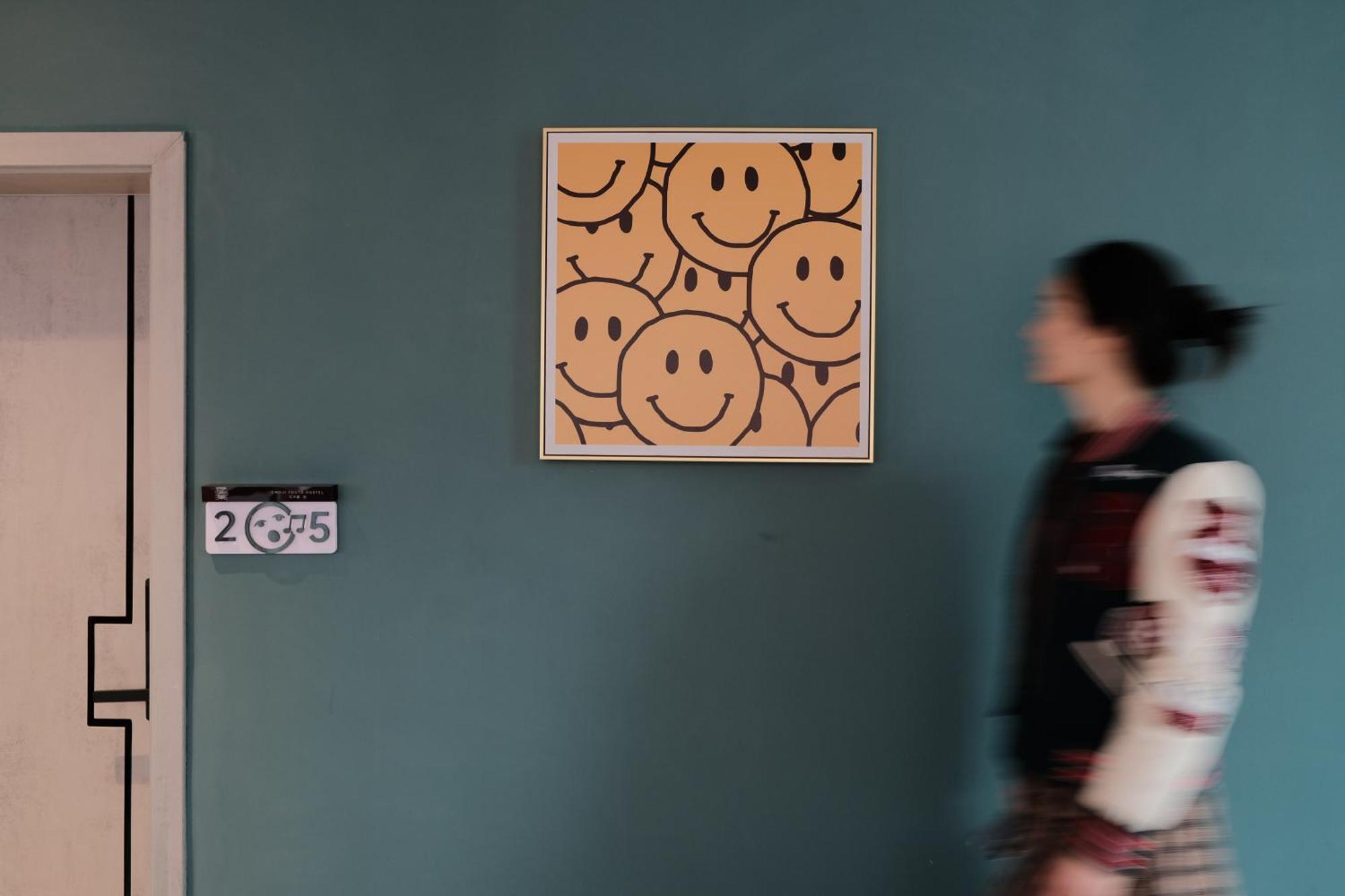 Yangshuo Emoji Youth Hostel Екстериор снимка