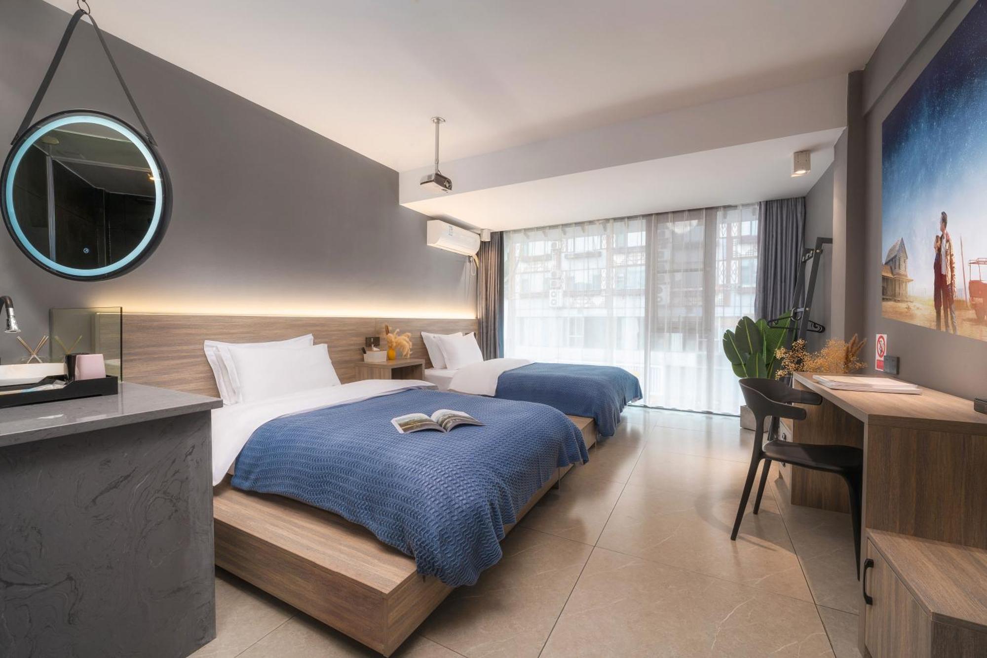Yangshuo Emoji Youth Hostel Екстериор снимка